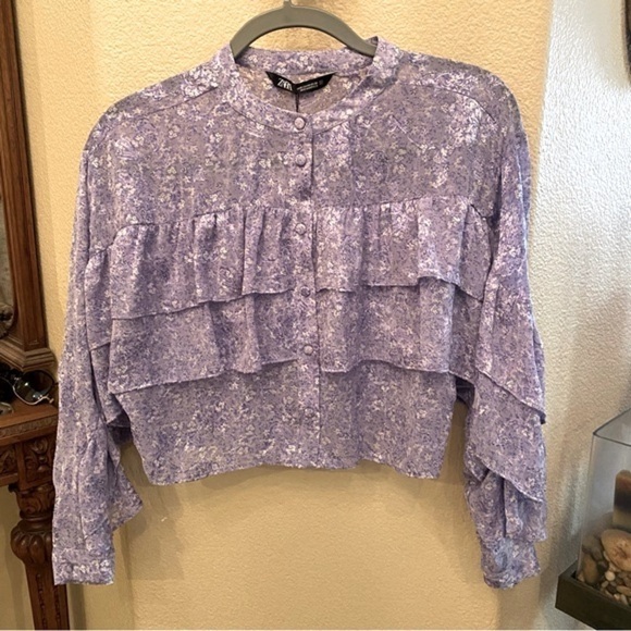 NWT~ZARA Women Lilac Floral Semi-Sheer Ruffled Cropped Top Size XS - Picture 1 of 7